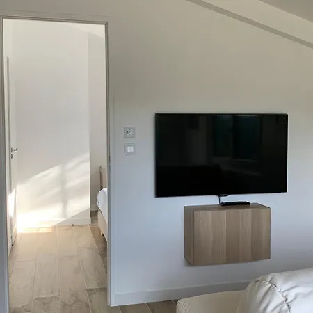 Appartement proche de la mer-2