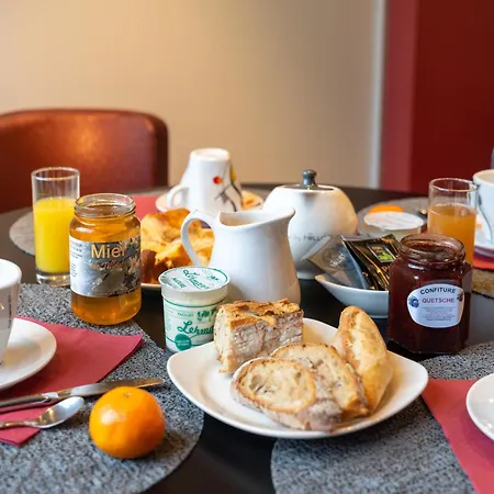 Brit Hotel Belfort Centre-Le Boreal-3