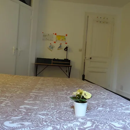 Appartement lumineux au centre de dieppe, calme et confortable-3