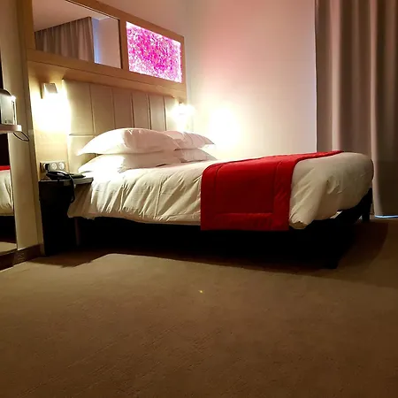 Brit Hotel De Grignan Vichy-3