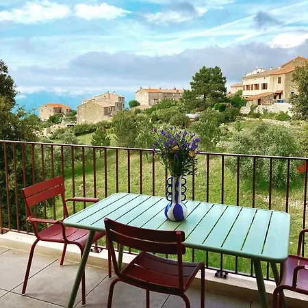 Vignarella meublé de tourisme classé 5 étoiles avec terrasse-2