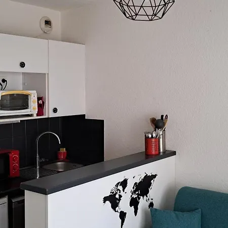 Studio à moins de 50m de l'école de voile...-2
