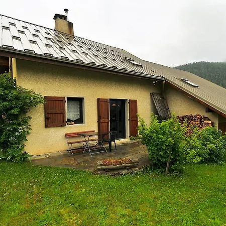 Le Pied Des Thures - Family Chalet To Host Memorable Moments!-2