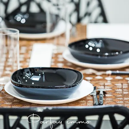 Agréable et moderne 2 pièces ~ confort et design-3