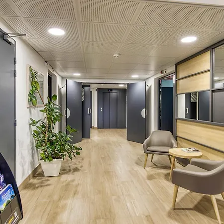B&B Hotel Clermont-Ferrand Gerzat-2