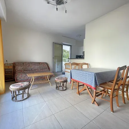 Appartement T2 - Accès plage et commerces - Parking inclus - FR-1-474-6-3