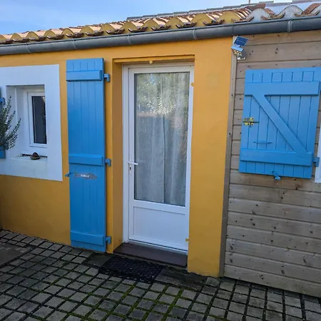 Les Yeux Bleus Bed&Breakfast-2