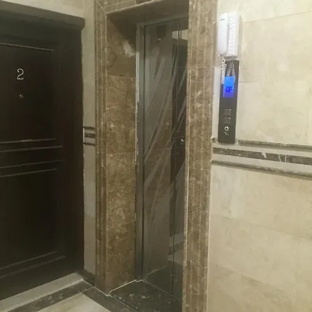 Luxurious 2-Bedroom Apartment In Batha Quraish-2