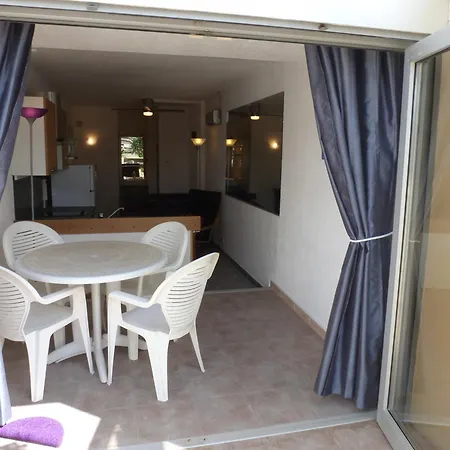 Studio Village Naturiste Purple-3