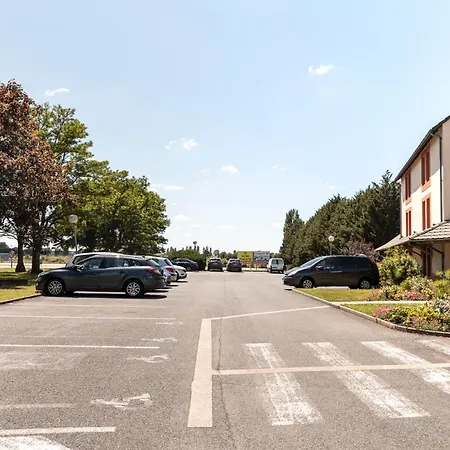 Kyriad Chateauroux-3