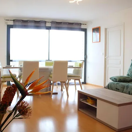 Appartement 3 Pieces Avec Balcon A 20 Min Du Centre De La Rochelle, Proche Plage Et Cinema - Fr-1-246-553-2