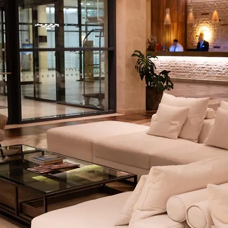 Real Marina Hotel & Spa-3