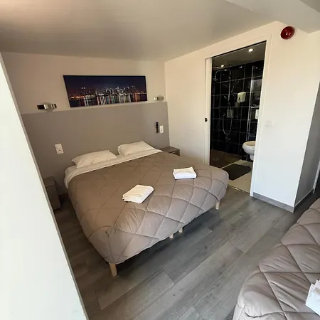 Fasthotel Roissy - Saint-Witz-2