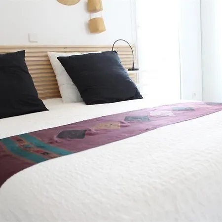 Appartement Neuf Avec Terrasse, Proche Vieux Port Et Gare, 3 Pieces, 6 Couchages - La Rochelle - Fr-1-246-111-2