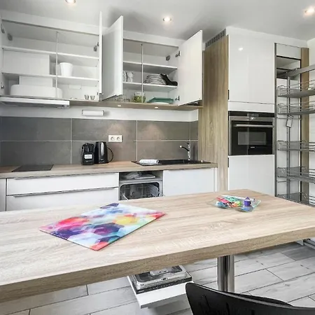 Homey Tidy - New / Proche Centre Annecy / Parking Gratuit / Logement Entierement Equipe-3