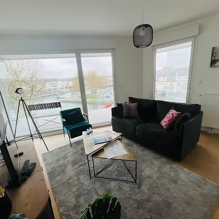 Presqu'île de Caen, Terrasse&Parking-2