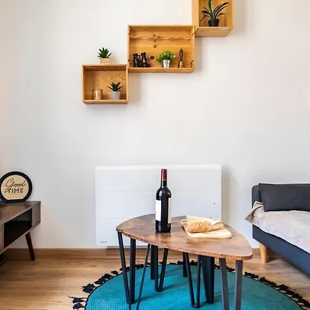 Le Vin Quatre - Studio proche Dordogne et parking privatif-2