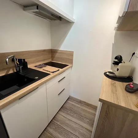 T2 à 100m de la plage, parking privé-2