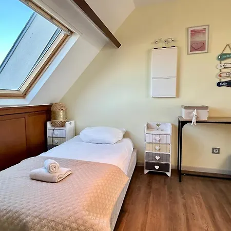 Plein Sud, appartement vue baie, accès direct plage-2