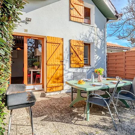 Apartment Les Landaises-5 By Interhome-2