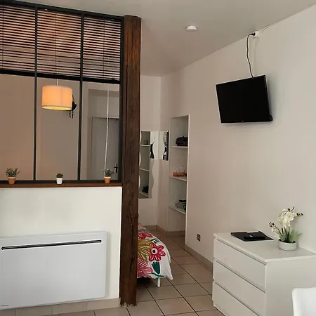 Appartement centre historique Sancerre-3