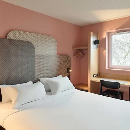 B&B HOTEL Noisy-le-Grand-3