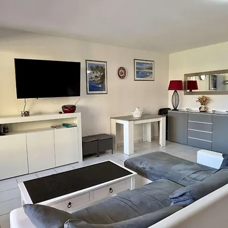 Appartement Coquet 3 Pieces, Centre Village, Proche Commerces Et Plages, Parking, Wifi, 4 Pers. - Fr-1-225-652-3