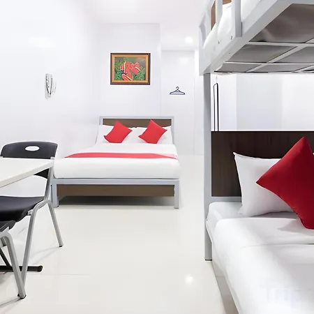 Oyo 152 Sangco Condotel-2