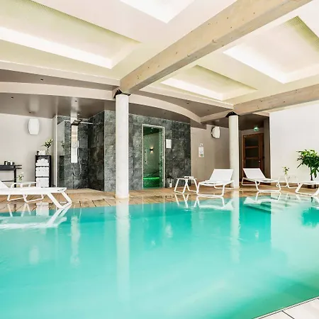 Best Western Premier Hotel de la Cite Royale-2
