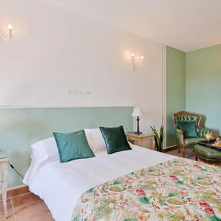 Hostellerie du Cigalou - Les Collectionneurs-2