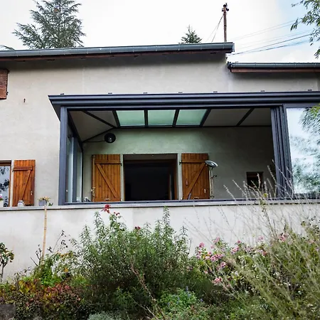 Agréable logement indépendant avec véranda-2