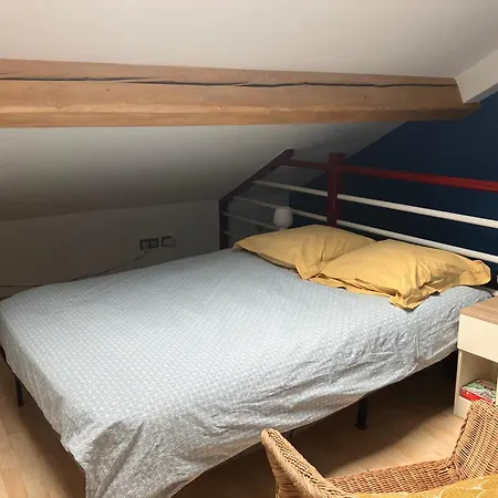 Studio Centre-Ville Climatise Avec Parking Gratuit-2