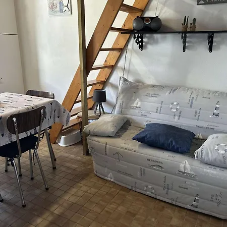 Studio Mezzanine A 200M Du Port Et De La Plage, Cour Privative, Parfait Pour 3 Personnes - Fr-1-224B-564-2