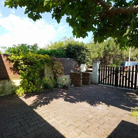 Maisonnette au pied de l'Océan avec terrasse-2