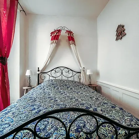 Le Cosy-2