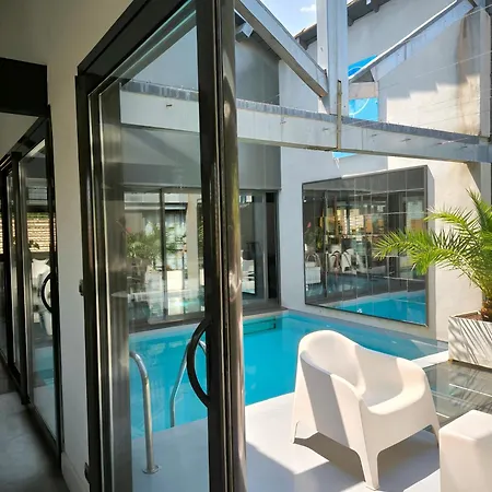 Be Loft B&B Pool & Spa-3