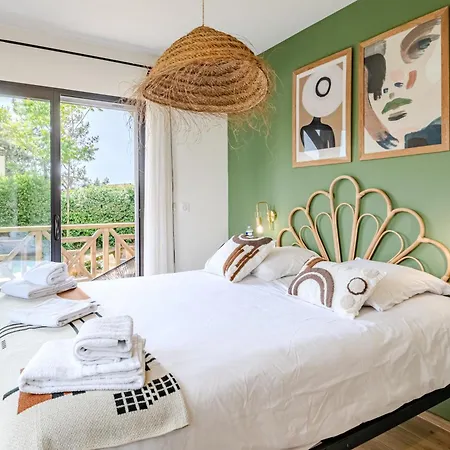 Single Fin Hotel & Lodge-2