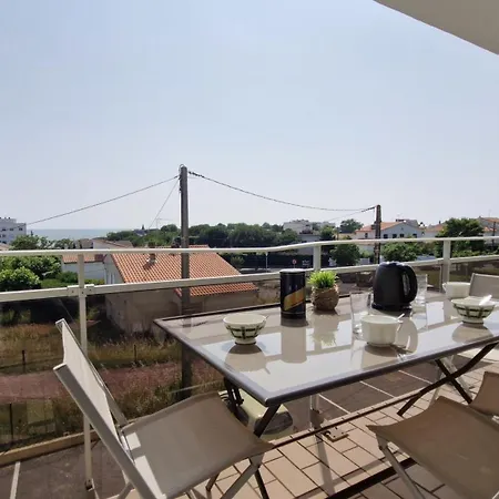 Royan - APPARTEMENT VUE MER - à SEULEMENT 300m PLAGE et COMMERCES-3