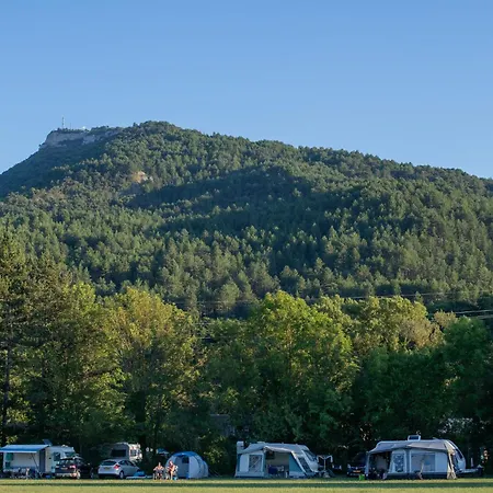 Camping Onlycamp De Chamarges-2