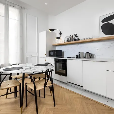 Newly Renovated Apartment With Balcony, Ac, Fiber Internet-3