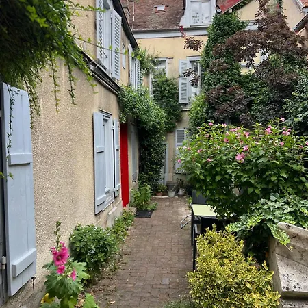 Duplex La Maisonnette 2 Chambres - parking gratuit-3