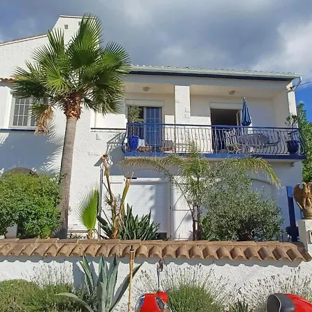 Appartement avec jardin et spa-3