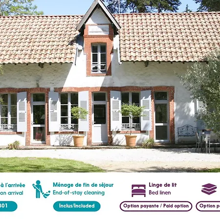 Villa traditionnelle au coeur du bois de la chaise-2