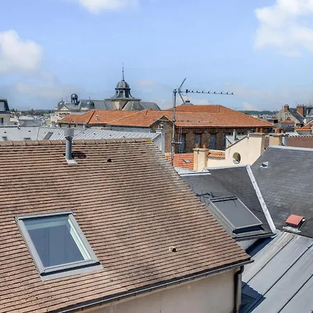 Les Mansardes du Roi - Tout proche château-3