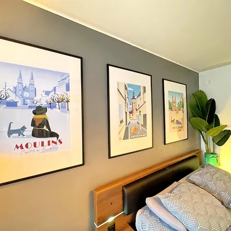 Escapade à Moulins, Studio spacieux au calme, central&parking gratuit-3