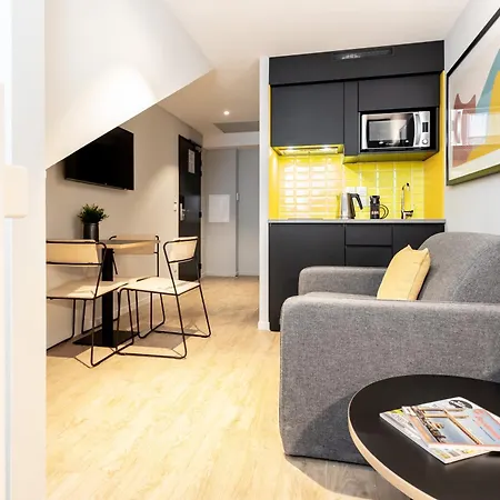 Staycity Aparthotels Bordeaux City Centre-3