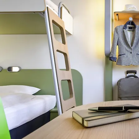 Ibis Budget Ajaccio-3
