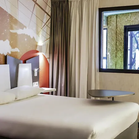 ibis Styles Poitiers Centre-3
