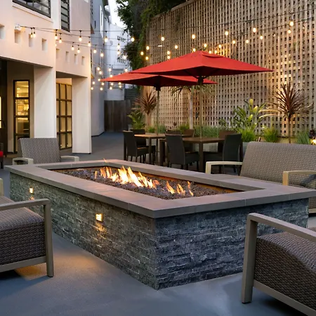 Courtyard Los Angeles Century City/Beverly Hills-3