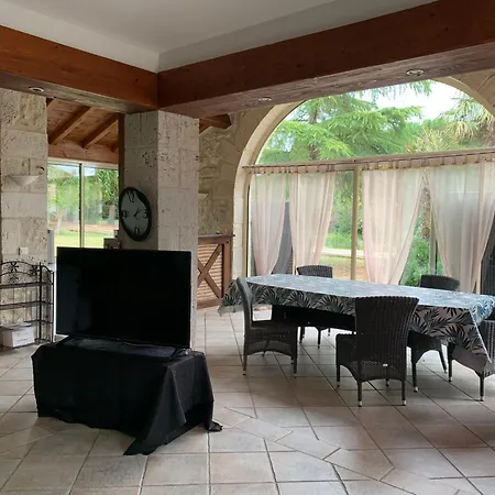 Gîte Le Bois de Montpouillan-2